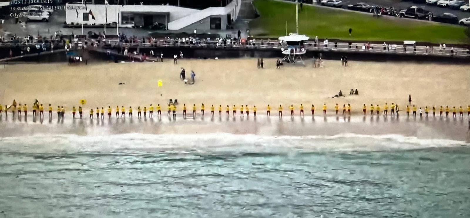 Sydney's iconic lifeguards formed a powerful display of unity - 3